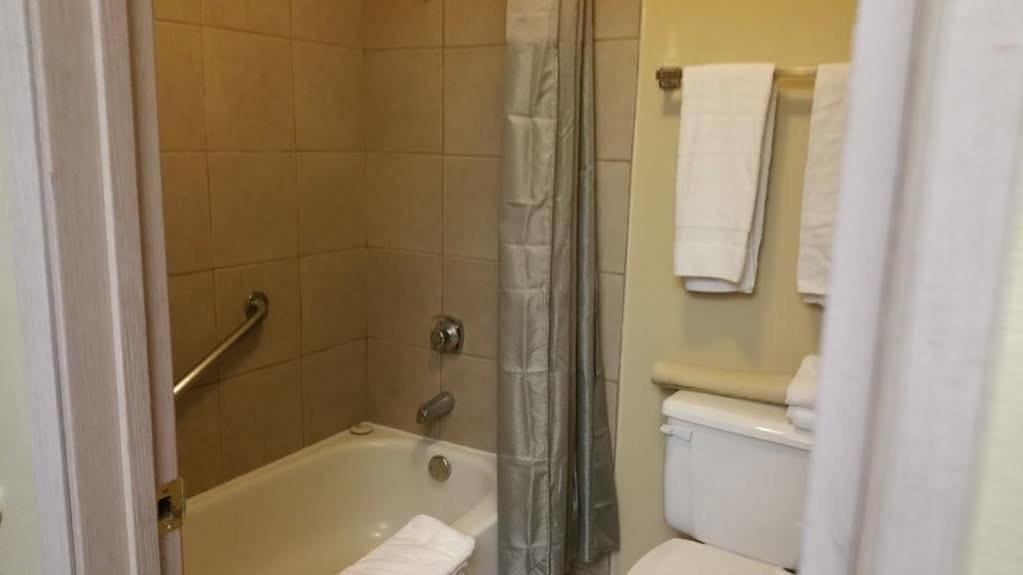 Surestay Hotel By Best Western וולס מראה חיצוני תמונה